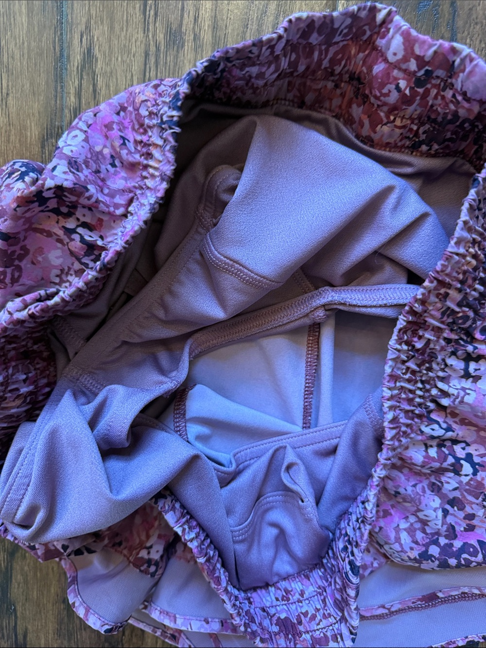 Athleta Racer Run Mid Rise Pink Combo Shorts, size medium - Picture 4 of 10